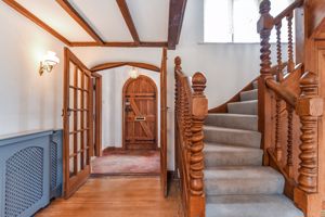 Entrance Hallway- click for photo gallery